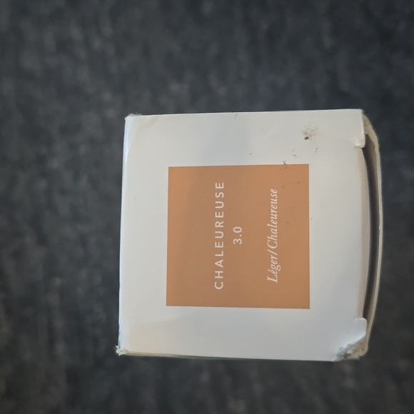 100% Pure Fruit Pigmented Water Foundation - Picture 2 of 7